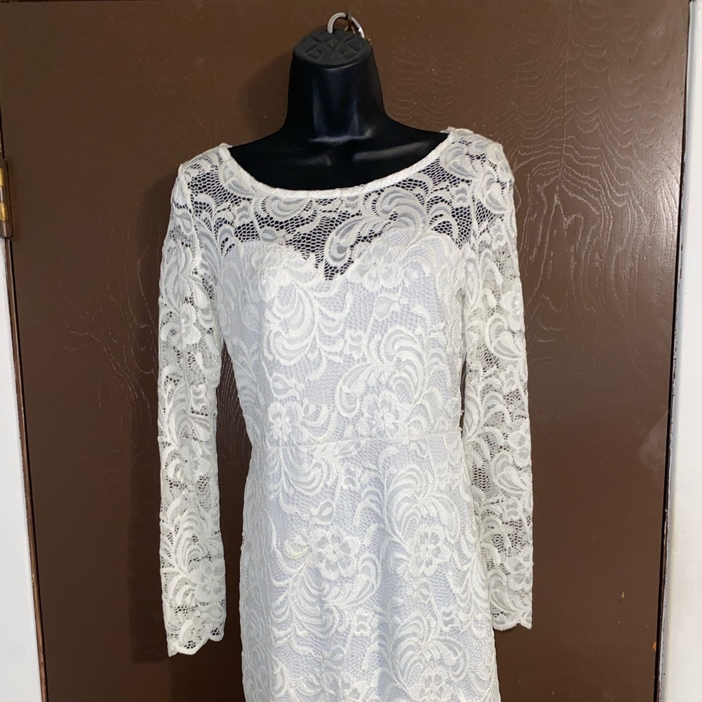 White laced dress
